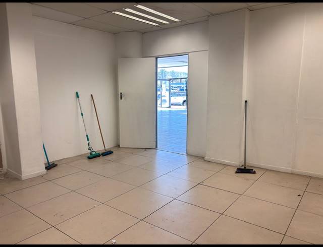 346M² OFFICE TO LET IN TYGER VALLEY